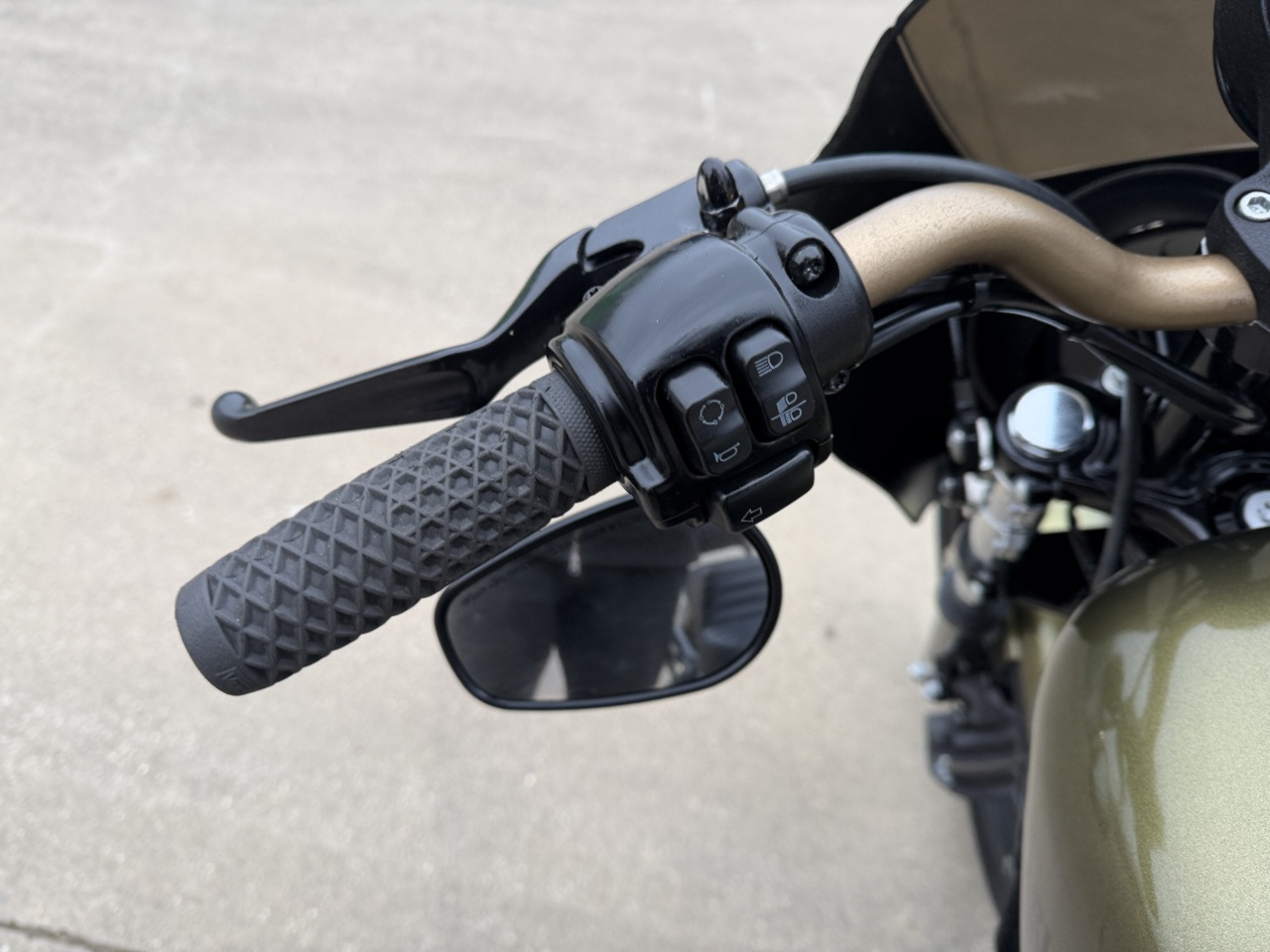 2016 Harley-Davidson Iron 883